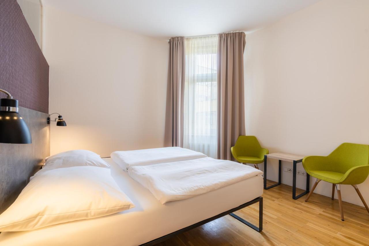 Ea Aparthotel Melantrich Prague Ngoại thất bức ảnh