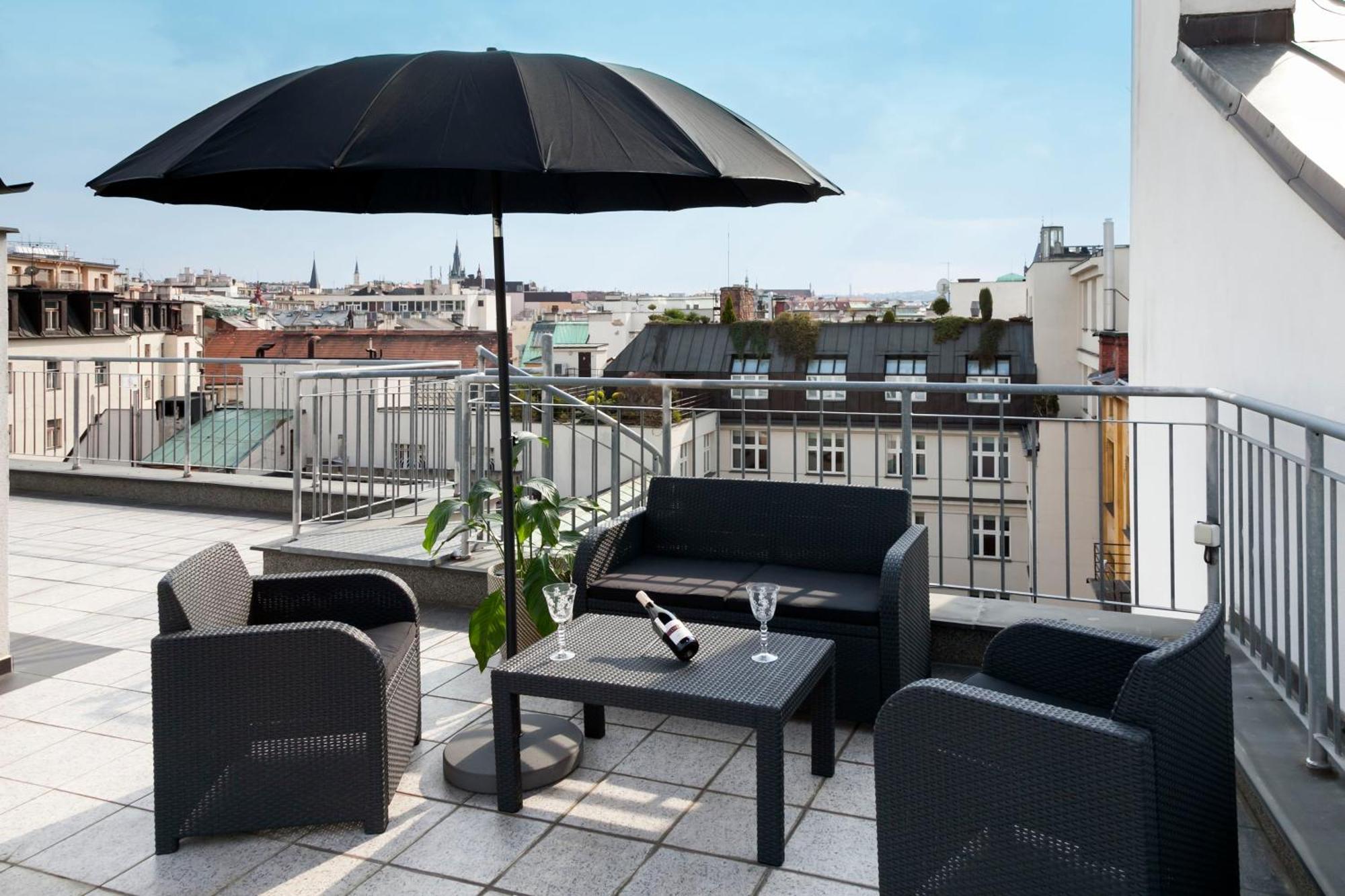 Ea Aparthotel Melantrich Prague Ngoại thất bức ảnh